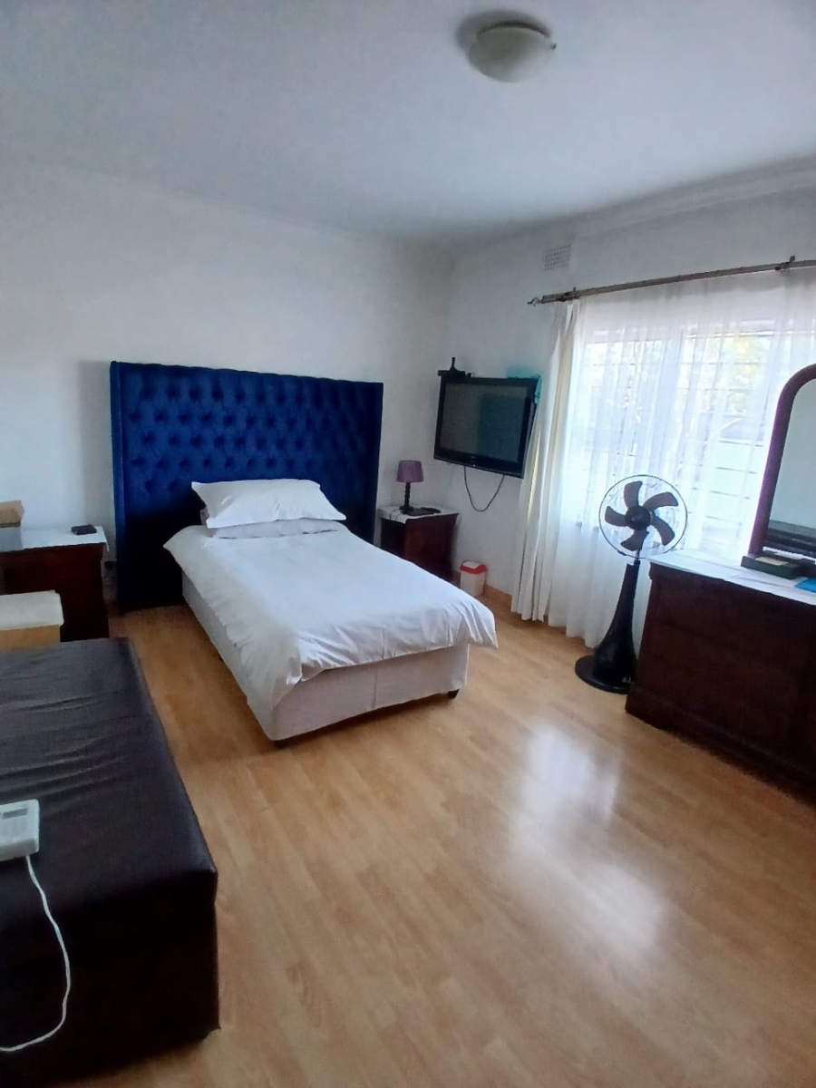 4 Bedroom Property for Sale in Table View Western Cape